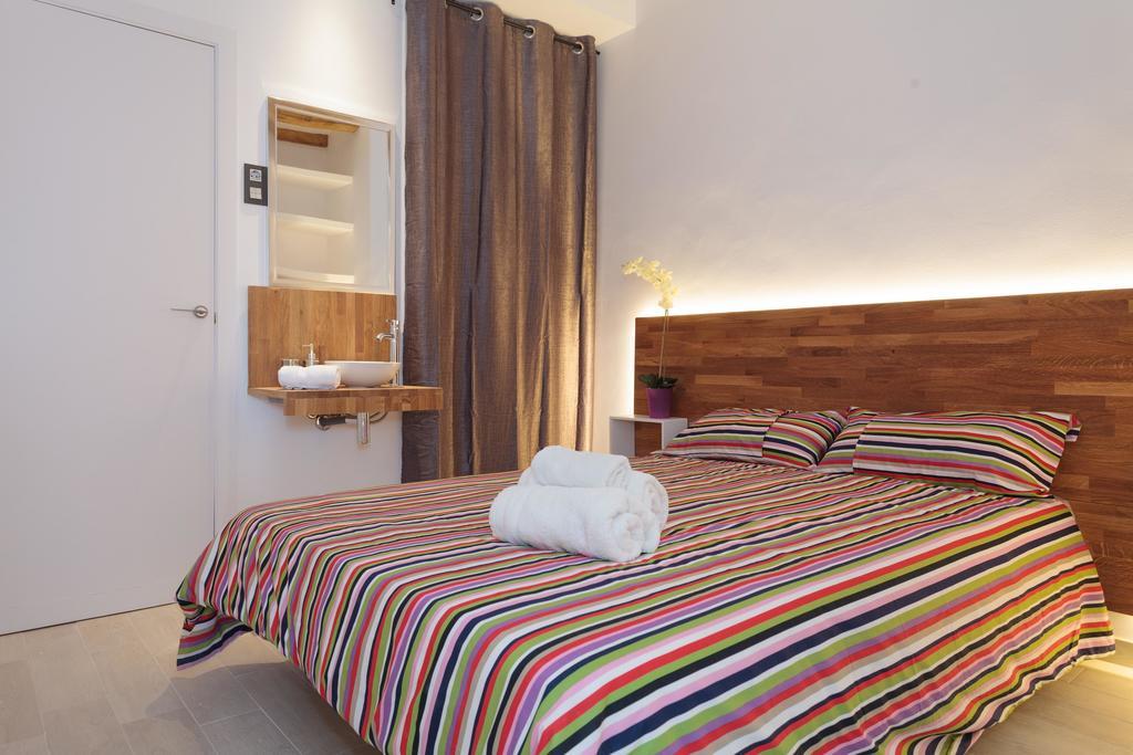 Radas Barcelona Room photo